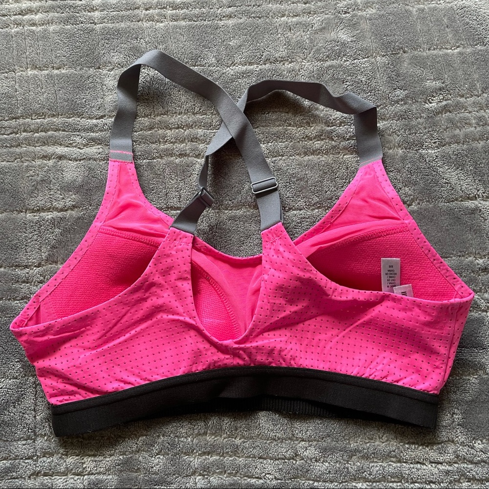 Victoria’s Secret sport Size 32C sports bra